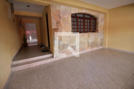 Garagem de casa à venda com 3 quartos, 172m² em Pestana, Osasco