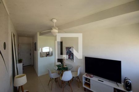 Sala de apartamento para alugar com 1 quarto, 40m² em Barra da Tijuca, Rio de Janeiro