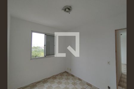 Quarto de apartamento para alugar com 2 quartos, 55m² em Jardim Santa Emilia, São Paulo