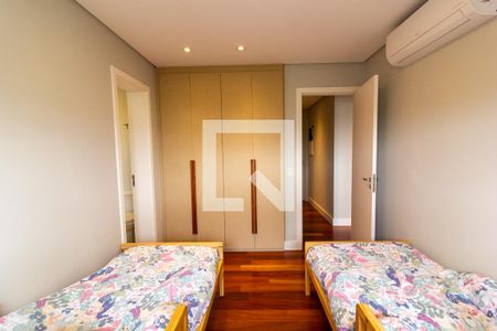 Quarto 2 - Suíte 2 de apartamento à venda com 4 quartos, 223m² em Jardim Marajoara, São Paulo