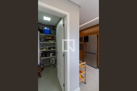 Despensa de apartamento à venda com 4 quartos, 223m² em Jardim Marajoara, São Paulo