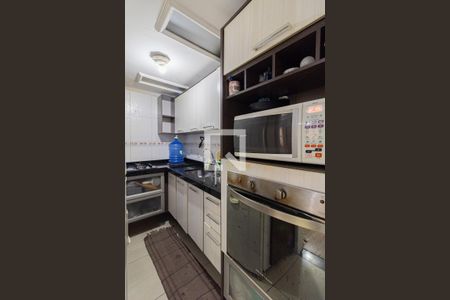 Cozinha de casa de condomínio à venda com 2 quartos, 71m² em Vila Carmosina, São Paulo