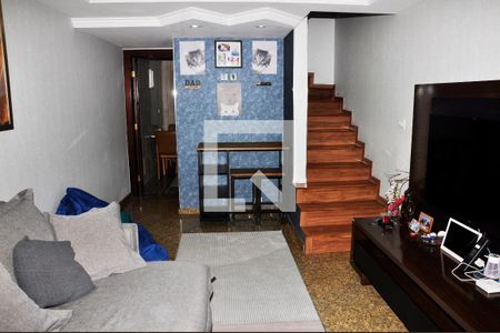 Sala de casa à venda com 3 quartos, 140m² em Moinho Velho, São Paulo