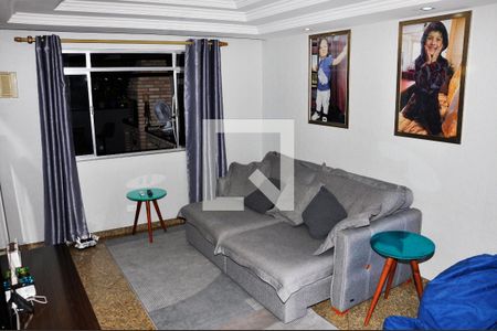 Sala de casa à venda com 3 quartos, 140m² em Moinho Velho, São Paulo