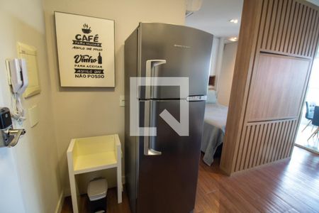 Cozinha de kitnet/studio à venda com 1 quarto, 34m² em Campo Belo, São Paulo