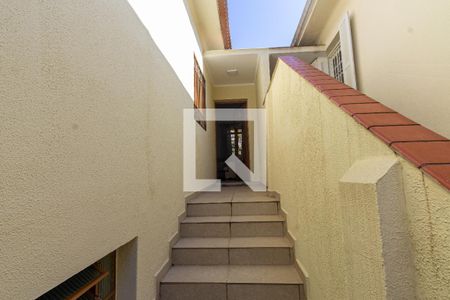 Corredor Externo de casa para alugar com 2 quartos, 114m² em Penha de França, São Paulo