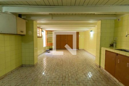 Garagem de casa para alugar com 2 quartos, 114m² em Penha de França, São Paulo