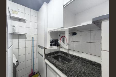 Cozinha de apartamento à venda com 1 quarto, 29m² em Sé, São Paulo