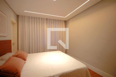 Suíte 3 de apartamento à venda com 4 quartos, 190m² em Santa Lúcia, Belo Horizonte