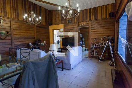 Sala de casa de condomínio para alugar com 4 quartos, 175m² em Canto das Águas, Rio Acima