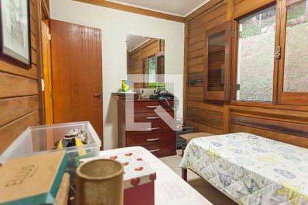 Quarto 2 de casa de condomínio para alugar com 4 quartos, 175m² em Canto das Águas, Rio Acima