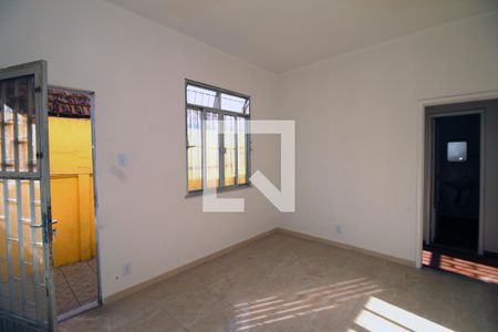 Sala de apartamento para alugar com 1 quarto, 44m² em Brás de Pina, Rio de Janeiro