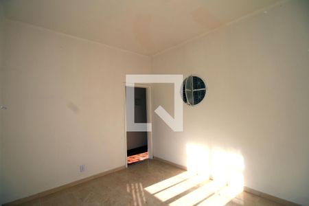 Sala de apartamento para alugar com 1 quarto, 44m² em Brás de Pina, Rio de Janeiro