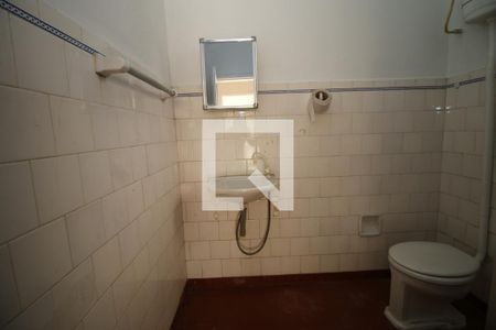 Banheiro de apartamento para alugar com 1 quarto, 44m² em Brás de Pina, Rio de Janeiro