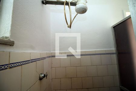 Banheiro de apartamento para alugar com 1 quarto, 44m² em Brás de Pina, Rio de Janeiro