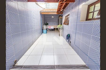 Garagem e Quintal de casa à venda com 3 quartos, 162m² em Vila Diva (zona Leste), São Paulo