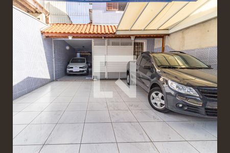 Garagem e Quintal de casa à venda com 3 quartos, 162m² em Vila Diva (zona Leste), São Paulo