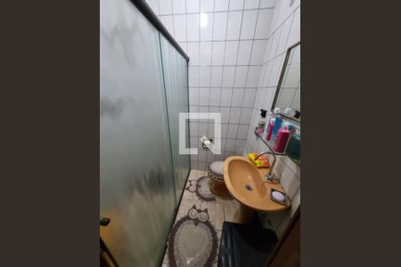 Foto 02 de casa à venda com 2 quartos, 154m² em Vila Ema, São Paulo