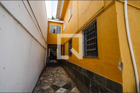 Área externa de casa para alugar com 8 quartos, 330m² em Grajaú, Rio de Janeiro
