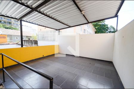 Área externa de casa para alugar com 8 quartos, 330m² em Grajaú, Rio de Janeiro