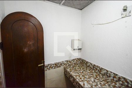 Banheiro 3 de casa para alugar com 8 quartos, 330m² em Grajaú, Rio de Janeiro