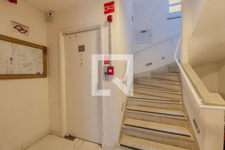Hall de entrada de kitnet/studio à venda com 1 quarto, 28m² em Bela Vista, São Paulo