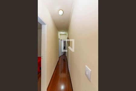 Corredor de apartamento para alugar com 3 quartos, 110m² em Jardim America, Belo Horizonte