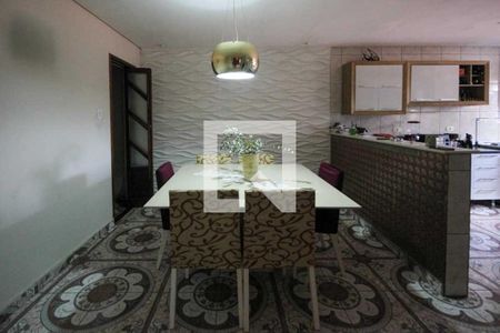 Sala e jantar de casa à venda com 4 quartos, 300m² em Chácara Mafalda, São Paulo