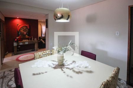 Sala e jantar de casa à venda com 4 quartos, 300m² em Chácara Mafalda, São Paulo