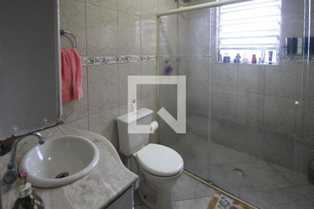 Banheiro de casa à venda com 4 quartos, 300m² em Chácara Mafalda, São Paulo