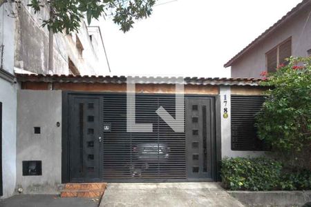 Fachada de casa à venda com 4 quartos, 300m² em Chácara Mafalda, São Paulo