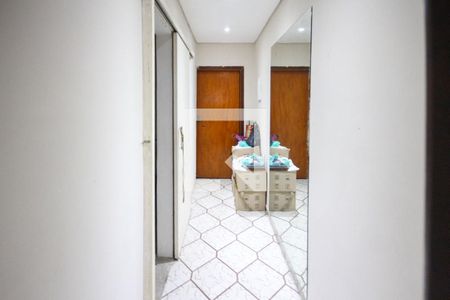 Corredor de casa à venda com 4 quartos, 300m² em Chácara Mafalda, São Paulo