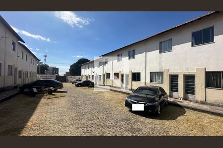 Estacionamento  de casa à venda com 2 quartos, 50m² em Fonte Grande, Contagem