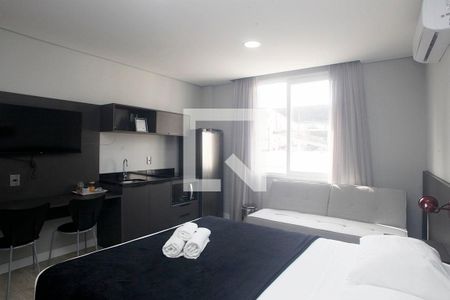 Studio - Sala / Quarto / Cozinha de kitnet/studio para alugar com 1 quarto, 28m² em Centro Histórico, Porto Alegre