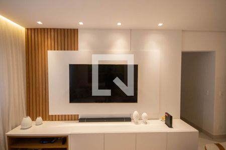 Sala de casa à venda com 3 quartos, 390m² em Jardim Japao, São Paulo