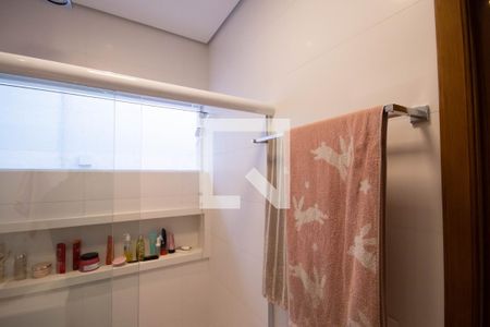 Banheiro da Suíte 2 de casa à venda com 3 quartos, 390m² em Jardim Japao, São Paulo