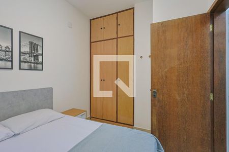 Quarto de apartamento à venda com 1 quarto, 53m² em Centro, Belo Horizonte