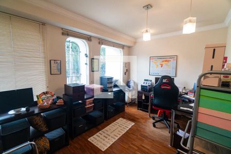 Escritório de casa para alugar com 4 quartos, 589m² em Vila da Saúde, São Paulo