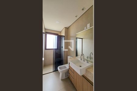 Banheiro da Suíte 1 de apartamento para alugar com 2 quartos, 129m² em Lourdes, Belo Horizonte