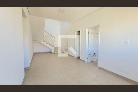Corredor de apartamento para alugar com 2 quartos, 129m² em Lourdes, Belo Horizonte