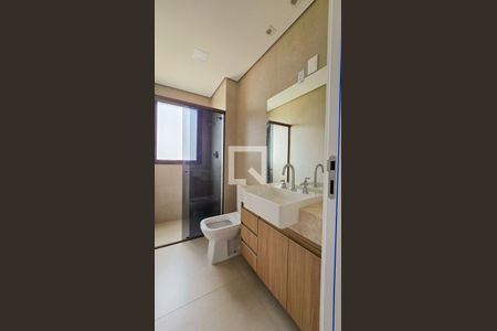 Banheiro da Suíte 1 de apartamento para alugar com 2 quartos, 129m² em Lourdes, Belo Horizonte