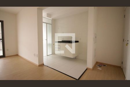 Sala/Cozinha de apartamento para alugar com 3 quartos, 91m² em Vila Independencia, São Paulo