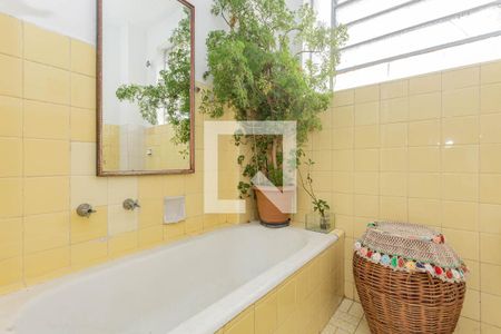 Banheiro de apartamento à venda com 2 quartos, 110m² em Aclimação, São Paulo