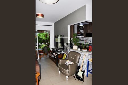 Sala  de apartamento à venda com 3 quartos, 84m² em Vila Primavera, São Paulo