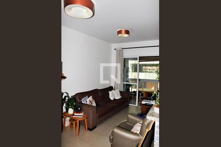 Sala  de apartamento à venda com 3 quartos, 84m² em Vila Primavera, São Paulo