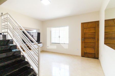 Sala de casa de condomínio para alugar com 2 quartos, 65m² em Cidade Líder, São Paulo