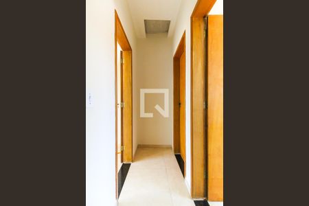 Hall de casa de condomínio para alugar com 2 quartos, 65m² em Cidade Líder, São Paulo