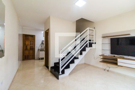 Sala de casa de condomínio para alugar com 2 quartos, 65m² em Cidade Líder, São Paulo