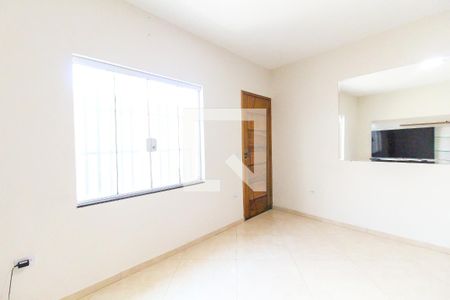 Sala de casa de condomínio para alugar com 2 quartos, 65m² em Cidade Líder, São Paulo
