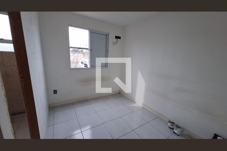 Quarto 2 de apartamento para alugar com 2 quartos, 40m² em Parque Santa Rosa, Suzano
